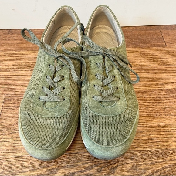 Dansko | Cozette Green Suede Sneaker Shoes Womens Size  10 - Picture 2 of 8